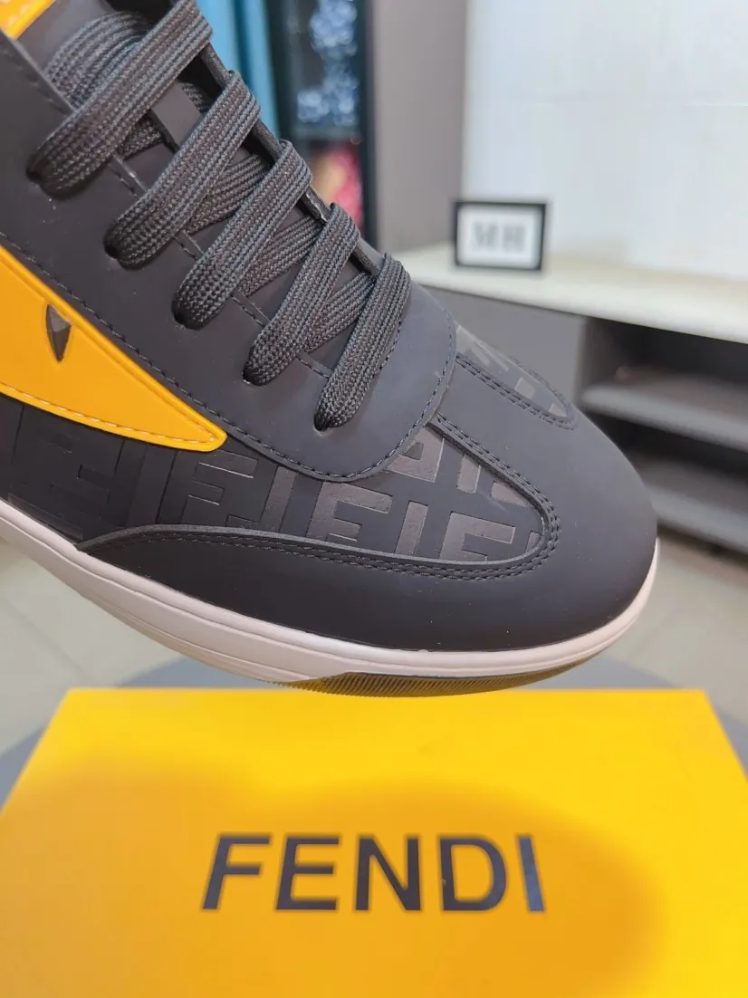 Ex-factory price 420🌹🌹【fendi Fendi】: 🔝High-end brand of men's shoes: high-top series: official website 1:1 latest masterpiece: the upper is made of brand fabric with imported cowhide technology, ➕🐑made in sheepskin👍, making walking more convenient and comfortable, a stunning work, compared with the official quality, the beautiful 1:1 replica [color]! Create a fashionable personality to set off your uniqueness! A must-have for trendy men! 🔥Size: 38-44.